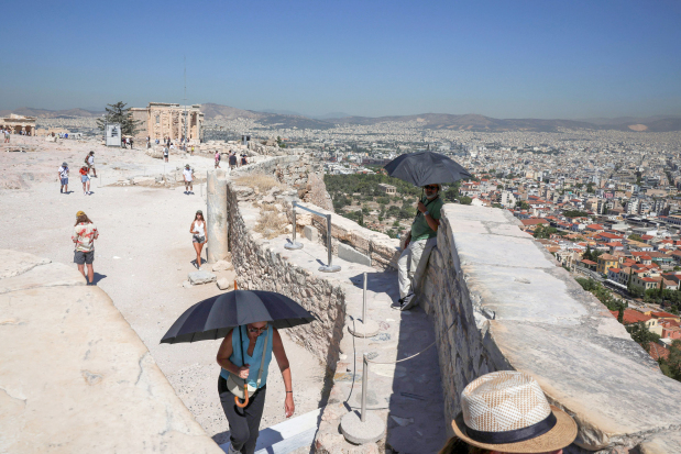 Europe heatwave ‘caused 2,300 deaths in 10 days’